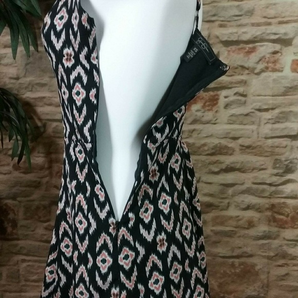 Jessica Simpson Dress XS Elastic Back Panel Lined - Picture 8 of 8